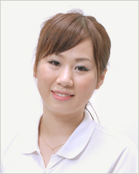 歯科衛生士　福本理香（ふくもとりか）