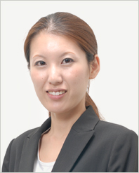 受付　戸田愛美（とだまなみ）