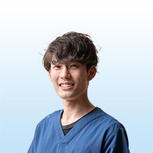 明石アップル歯科歯科医師 岡本大典