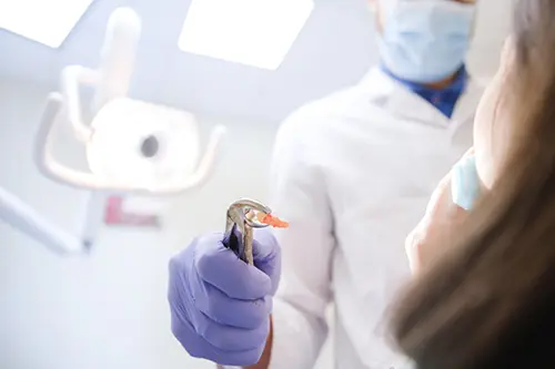抜歯イメージ