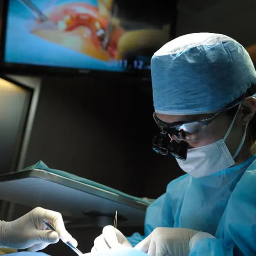 指導医吉見のオペ風景