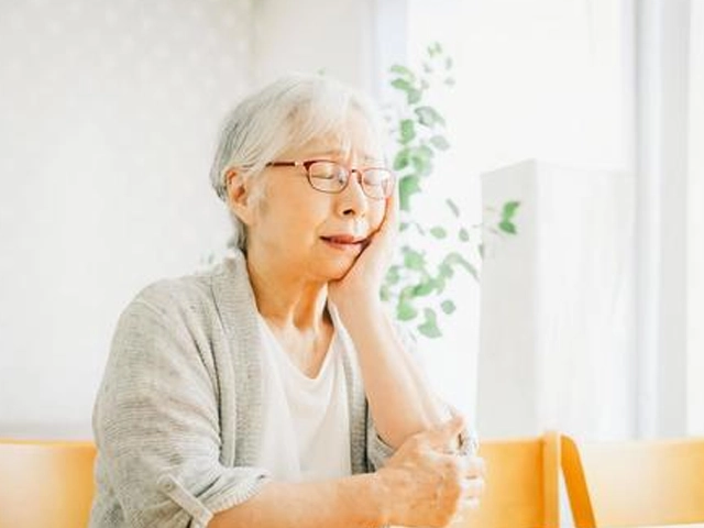 歯が痛い人のイメージ