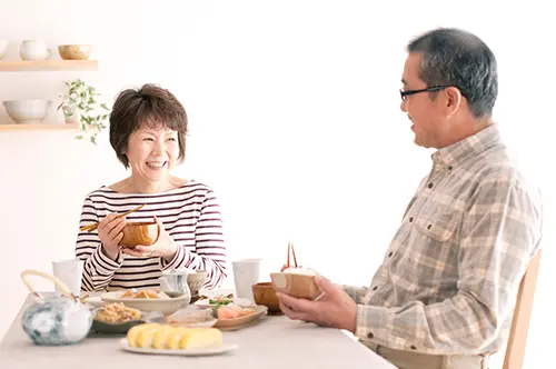 食事を楽しむイメージ
