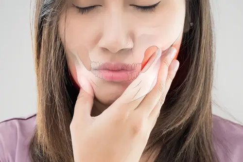 顎に違和感を感じる人