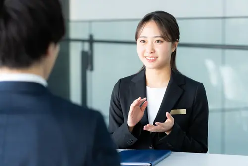 笑顔が重要なビジネスシーン