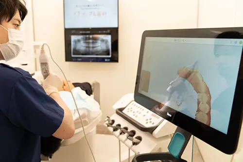 CTやセファログラムなどの精密検査設備イメージ